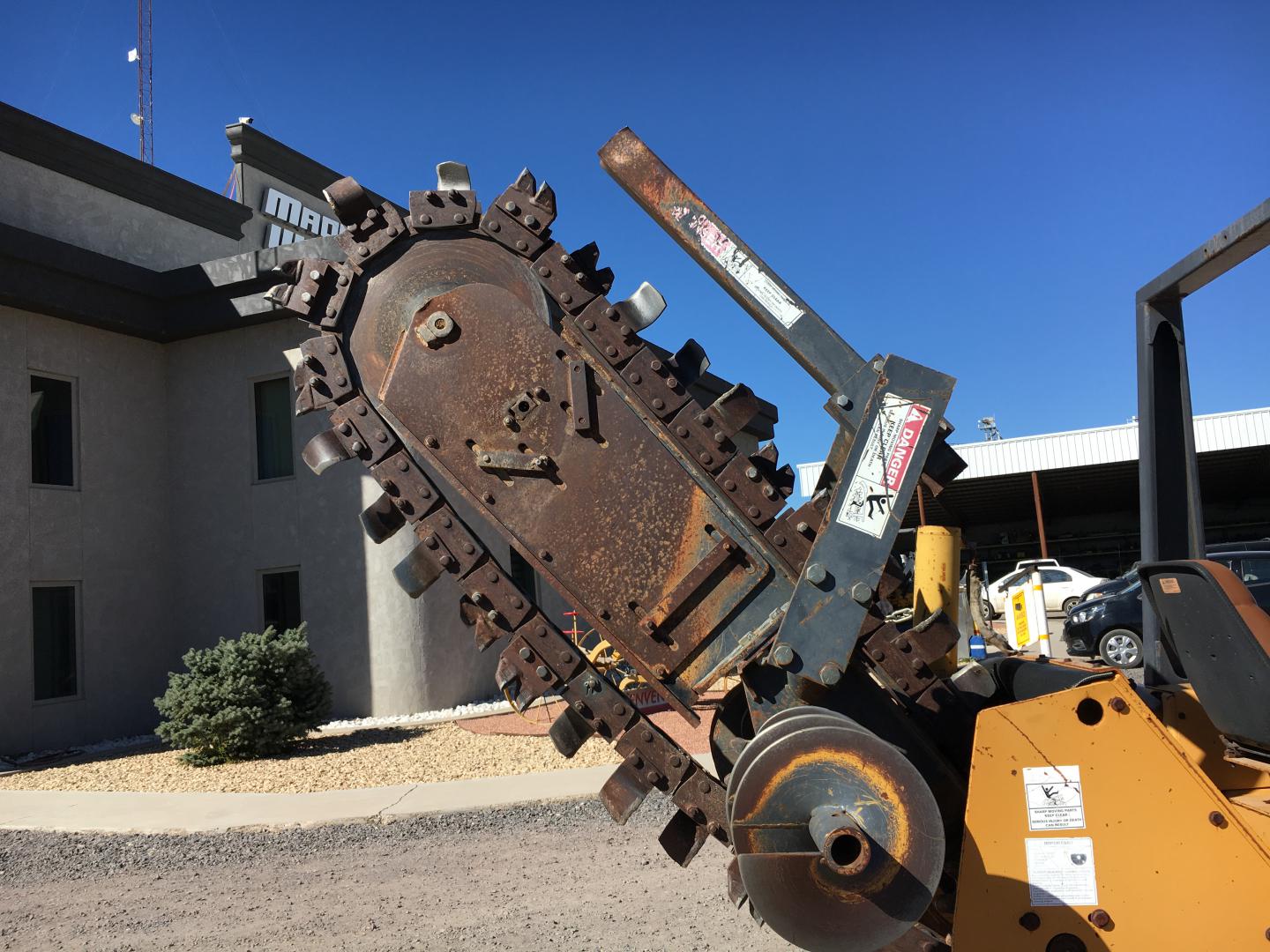 ./imagenes/INVOICE/2019/16066/ZANJADORA CASE_660 (9).JPG